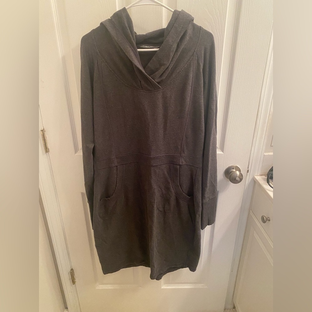 Athleta Dress